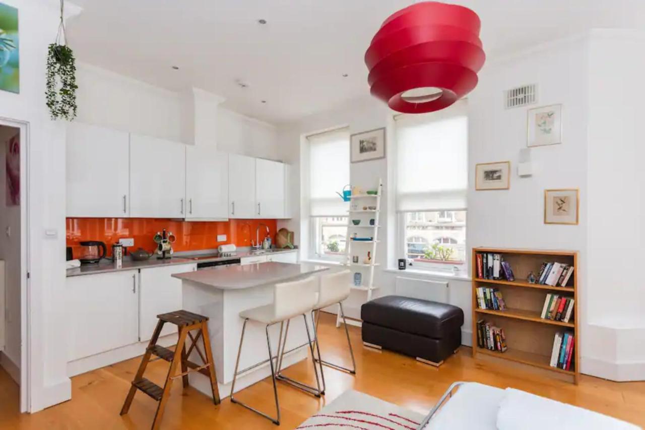 Homely 1 Bedroom Apartment In The Heart Of Vibrant Camden Лондон Экстерьер фото