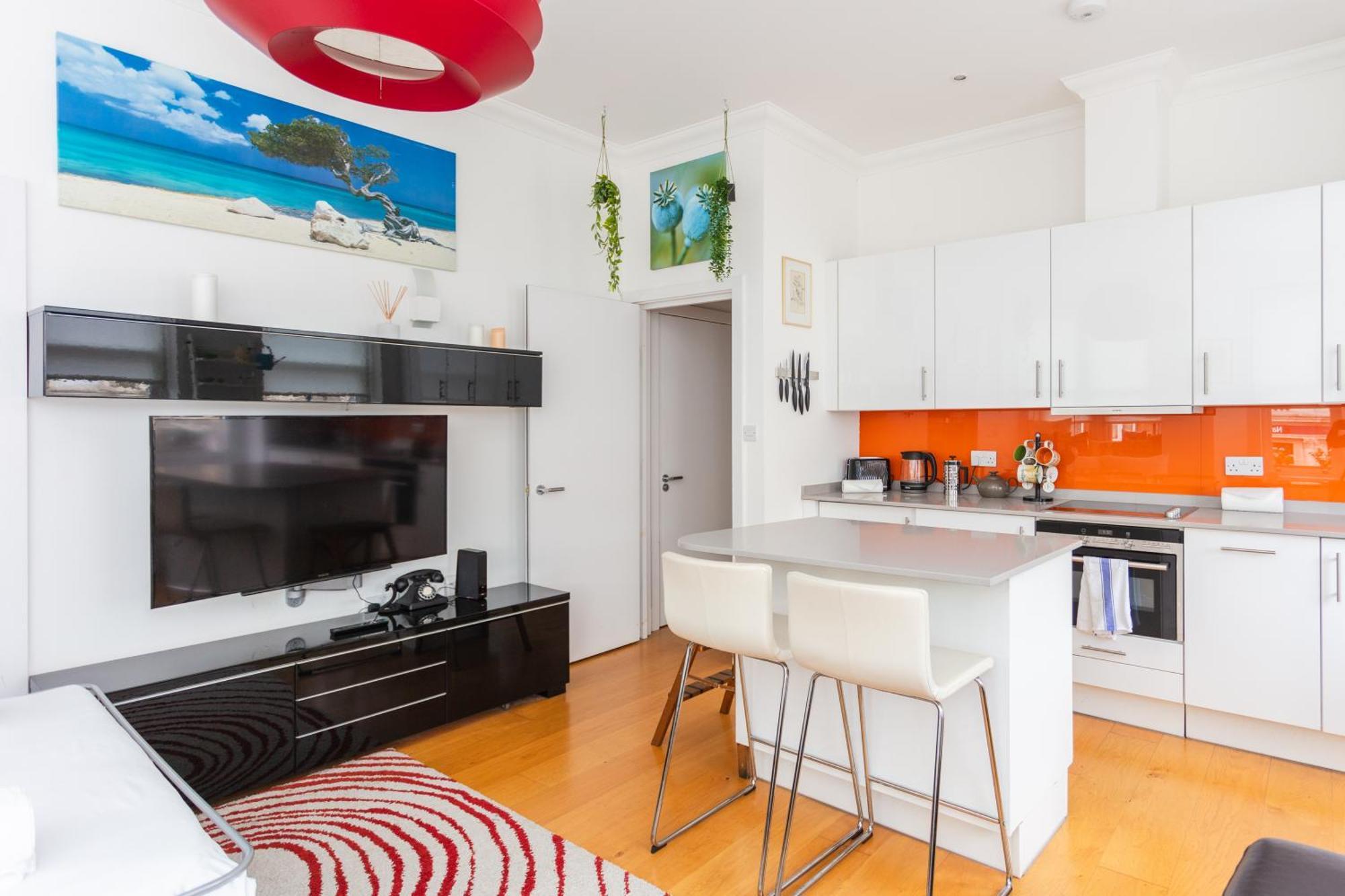 Homely 1 Bedroom Apartment In The Heart Of Vibrant Camden Лондон Экстерьер фото